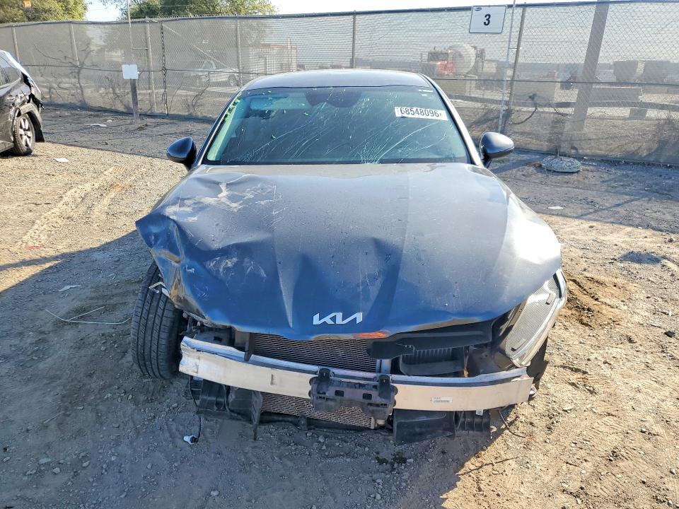 Photo 5 from auction – 2022 KIA K5 with VIN 5XXG14J29NG158457