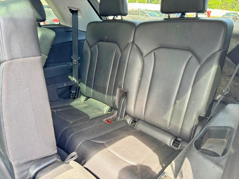 Photo 8 from auction – 2018 AUDI Q7 with VIN WA1LAAF7XJD023827