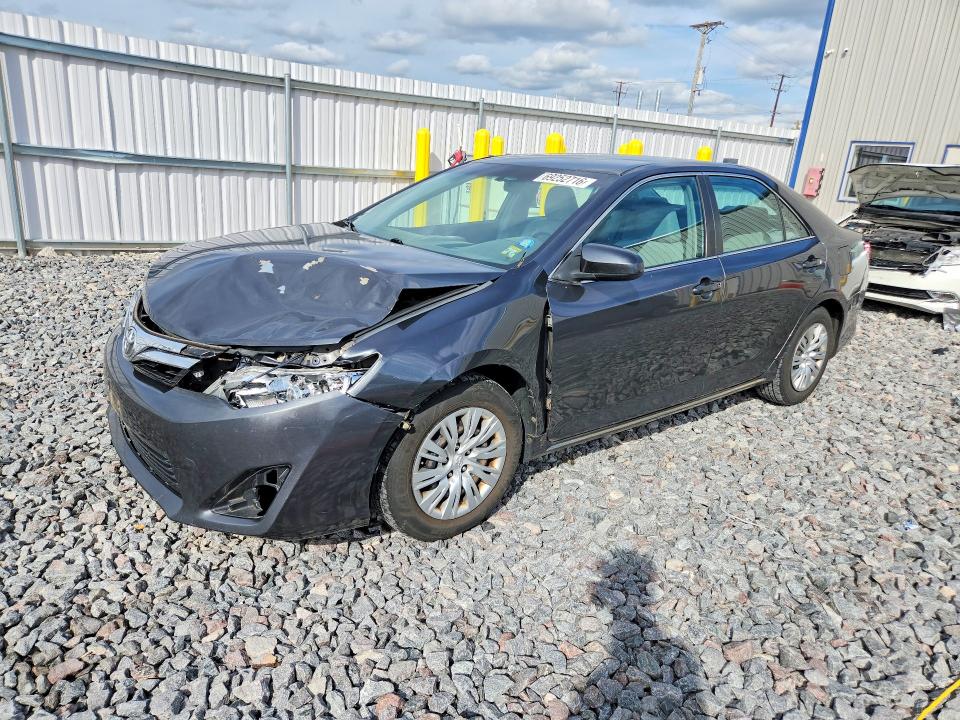 Снимка 1 от търг – 2012 TOYOTA CAMRY с VIN 4T1BF1FK0CU057491