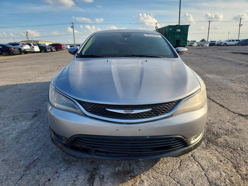 صورة رقم 5 من المزاد - 2015 CHRYSLER 200 مع VIN 1C3CCCFB7FN563853