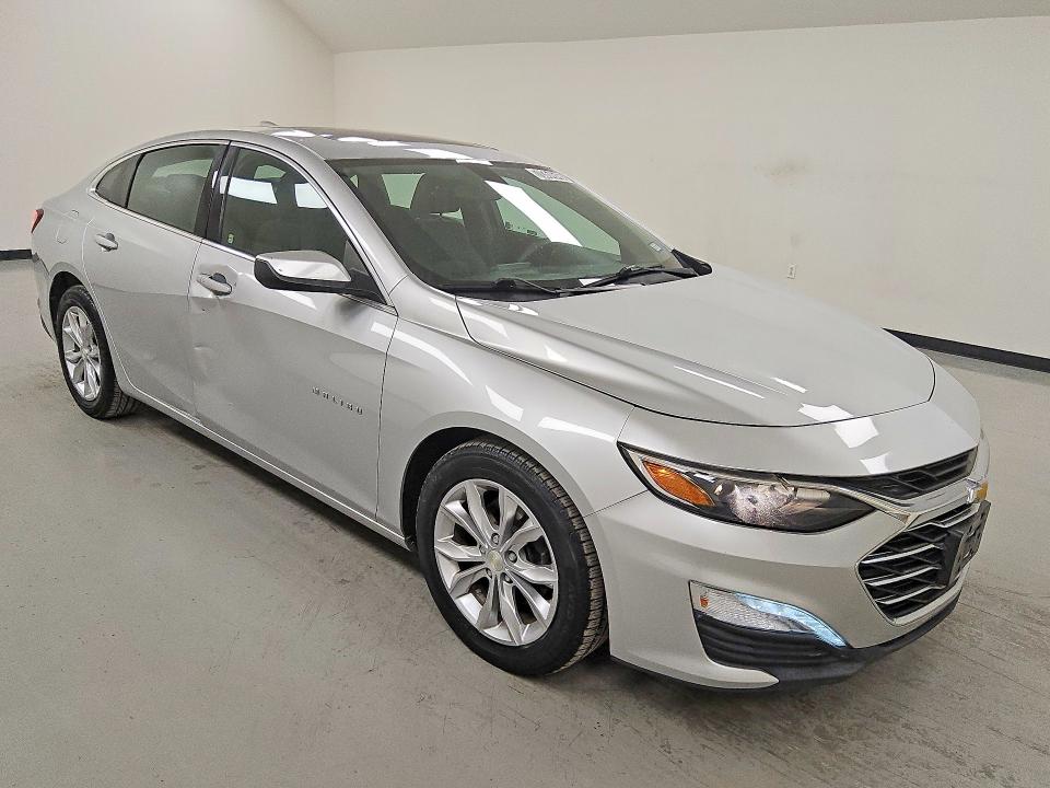 Снимка 4 от търг – 2019 CHEVROLET MALIBU с VIN 1G1ZD5ST1KF134332