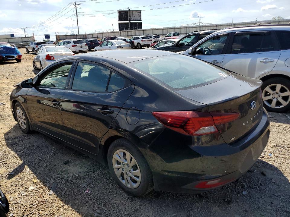 Снимка 2 от търг – 2019 HYUNDAI ELANTRA с VIN 5NPD74LF3KH442460