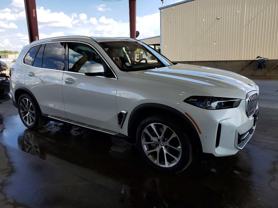 صورة رقم 4 من المزاد - 2026 BMW X5 مع VIN 5UX13EU03T9530612