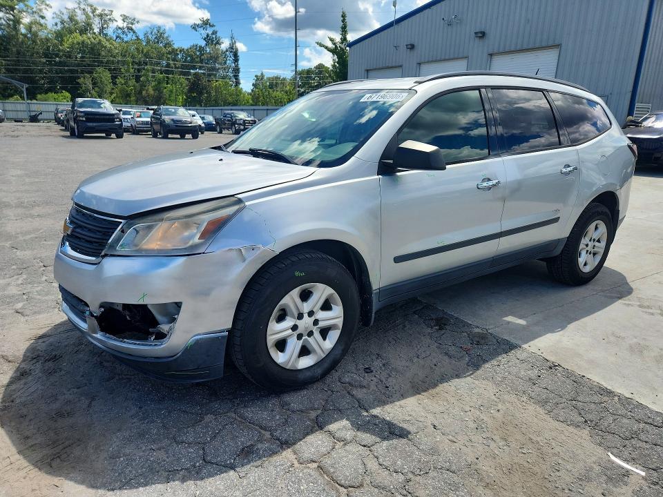 CHEVROLET TRAVERSE 2016 with VIN 1GNKRFKD0GJ230439 - Photo from auction