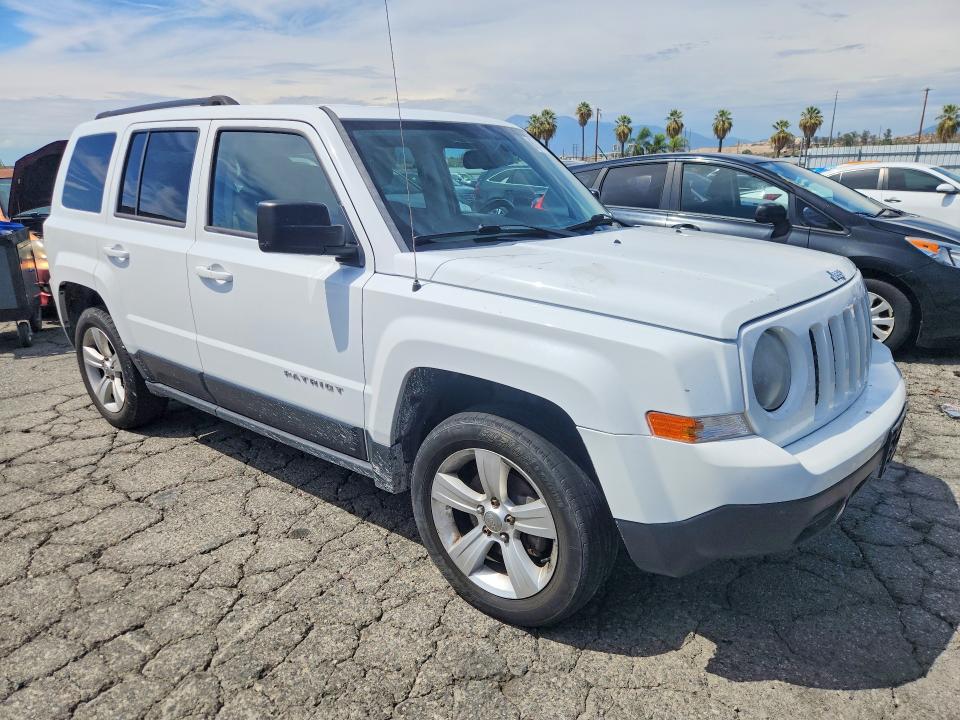 Photo 4 from auction – 2014 JEEP PATRIOT with VIN 1C4NJPFB1ED849395