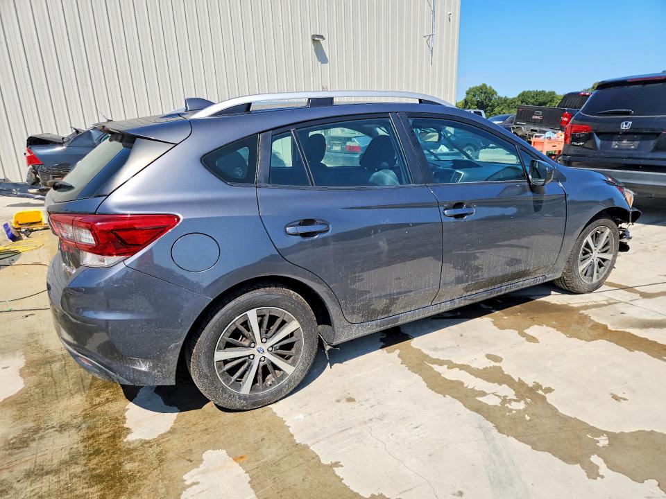 Photo 3 from auction – 2023 SUBARU IMPREZA with VIN 4S3GTAV61P3704967