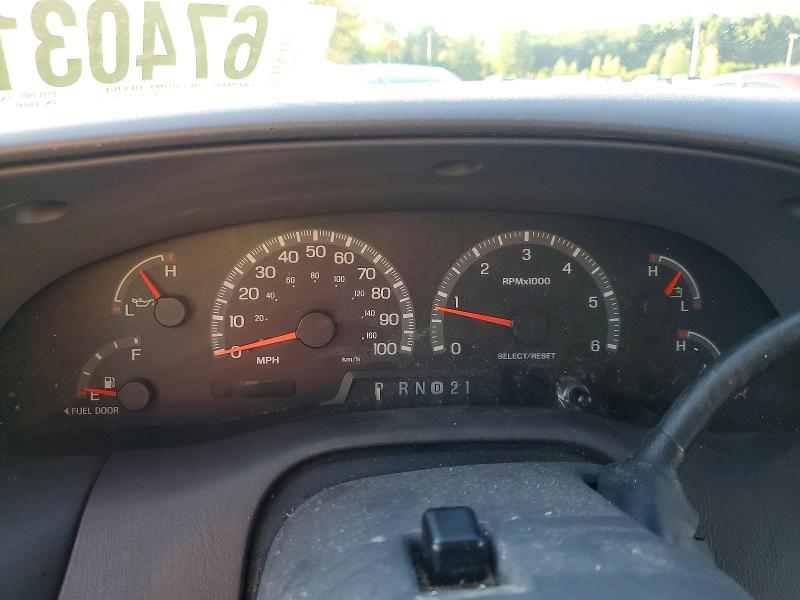 Photo 9 from auction – 2001 FORD F150 with VIN 1FTRX17W41NA36040
