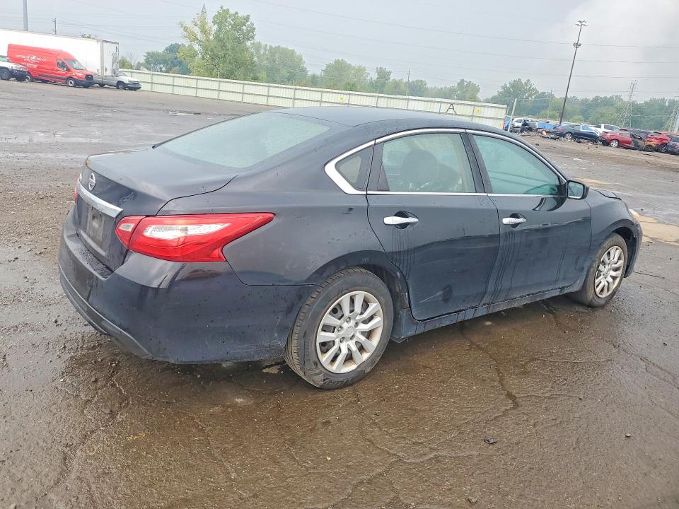 Снимка 3 от търг – 2016 NISSAN ALTIMA с VIN 1N4AL3AP7GN304096