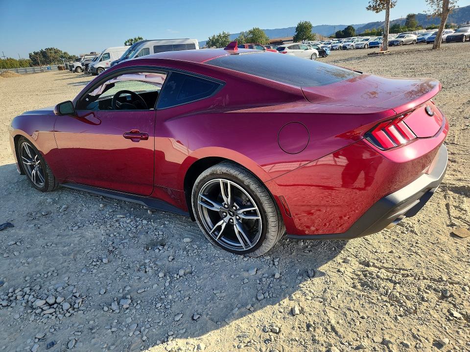 Photo 2 from auction – 2025 FORD MUSTANG with VIN 1FA6P8TH4S5125133