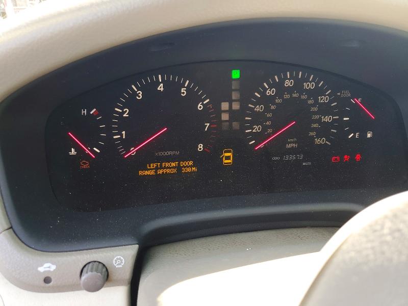 Photo 9 from auction – 2001 LEXUS LS with VIN JTHBN30F010026470