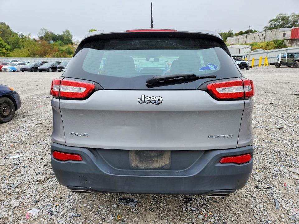Photo 6 from auction – 2016 JEEP CHEROKEE with VIN 1C4PJMASXGW285848