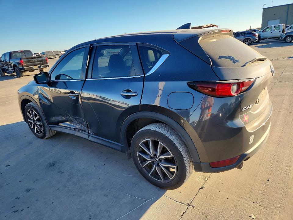 Photo 2 from auction – 2018 MAZDA CX-5 with VIN JM3KFACM0J1329604
