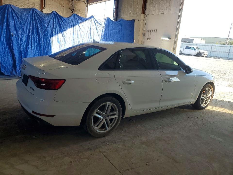 Zdjęcie 3 z aukcji – 2017 AUDI A4 z VIN WAUGNAF43HN058650