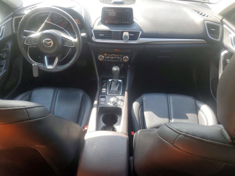 Photo 8 from auction – 2018 MAZDA 3 with VIN 3MZBN1V30JM199551