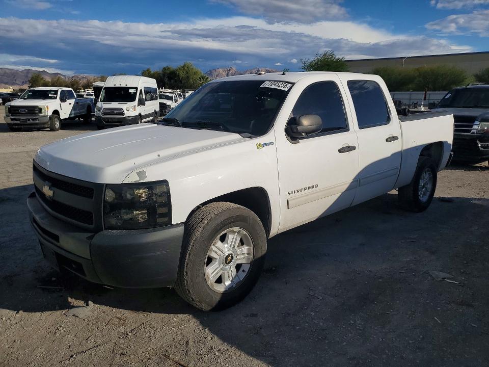 2010 CHEVROLET SILVERADO - Търг №71045256