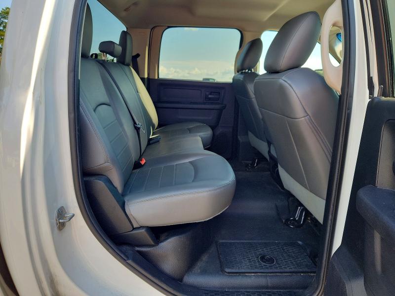Photo 10 from auction – 2016 RAM 1500 with VIN 3C6RR6KTXGG293183
