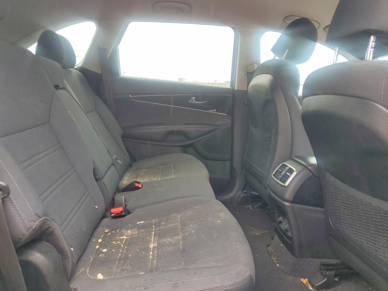 Photo 11 from auction – 2017 KIA SORENTO with VIN 5XYPGDA58HG235408