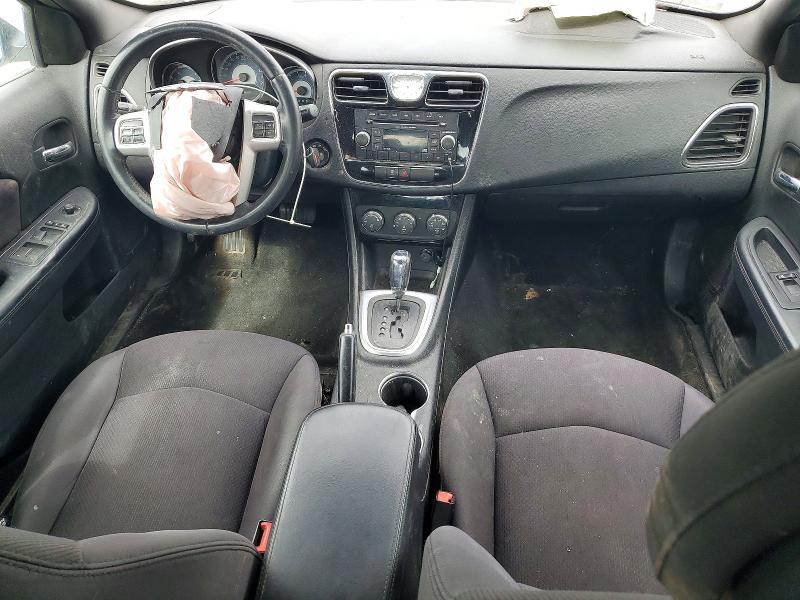 Photo 8 from auction – 2014 CHRYSLER 200 with VIN 1C3CCBBG3EN105723