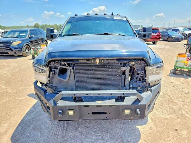 Photo 5 from auction – 2018 RAM 2500 with VIN 3C6UR5FL2JG216569