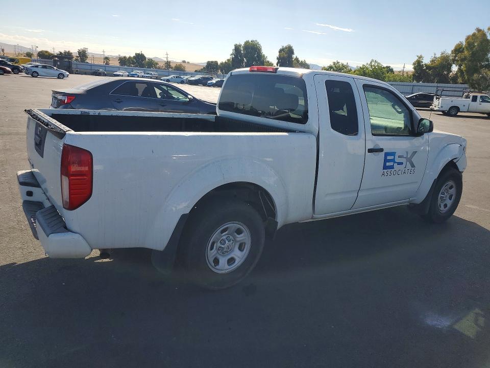 Photo 3 from auction – 2017 NISSAN FRONTIER with VIN 1N6BD0CT5HN733630