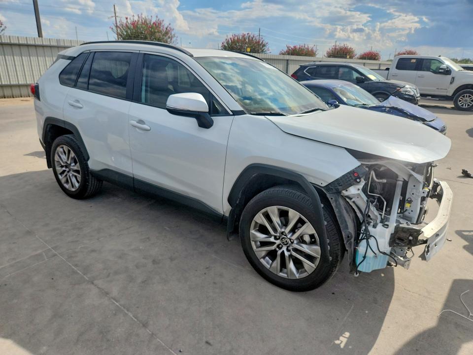 Photo 4 from auction – 2025 TOYOTA RAV4 with VIN 2T3C1RFV7SW376775