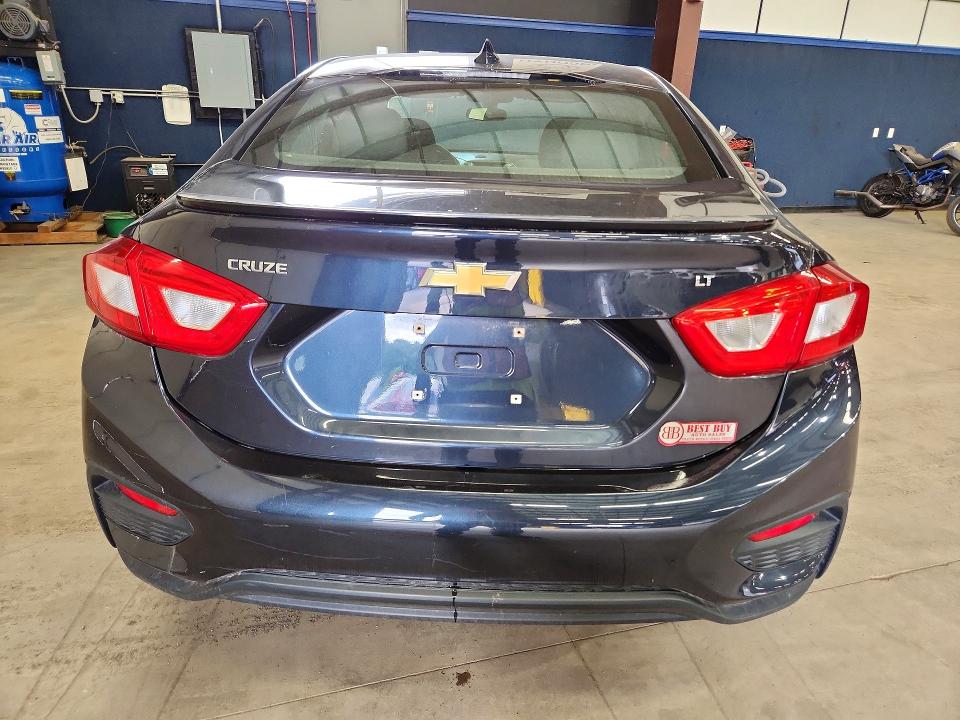 Photo 6 from auction – 2016 CHEVROLET CRUZE with VIN 1G1BE5SM5G7260184