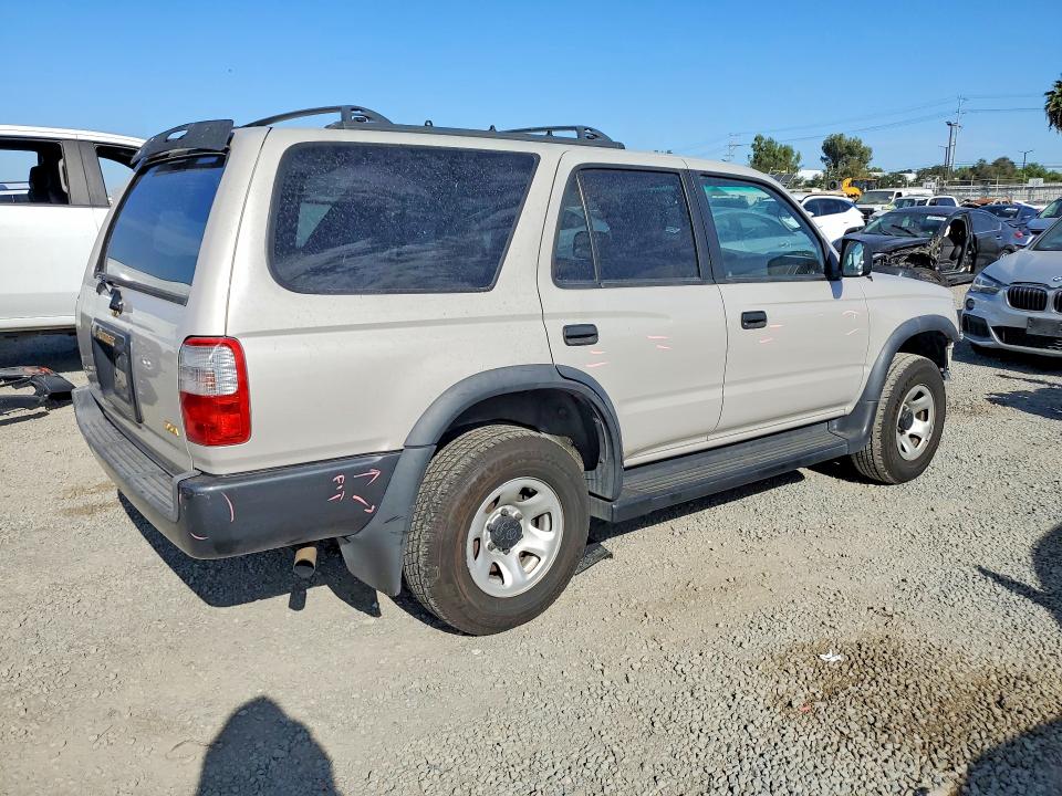 Photo 3 from auction – 1998 TOYOTA 4RUNNER with VIN JT3GM84RXW0021607