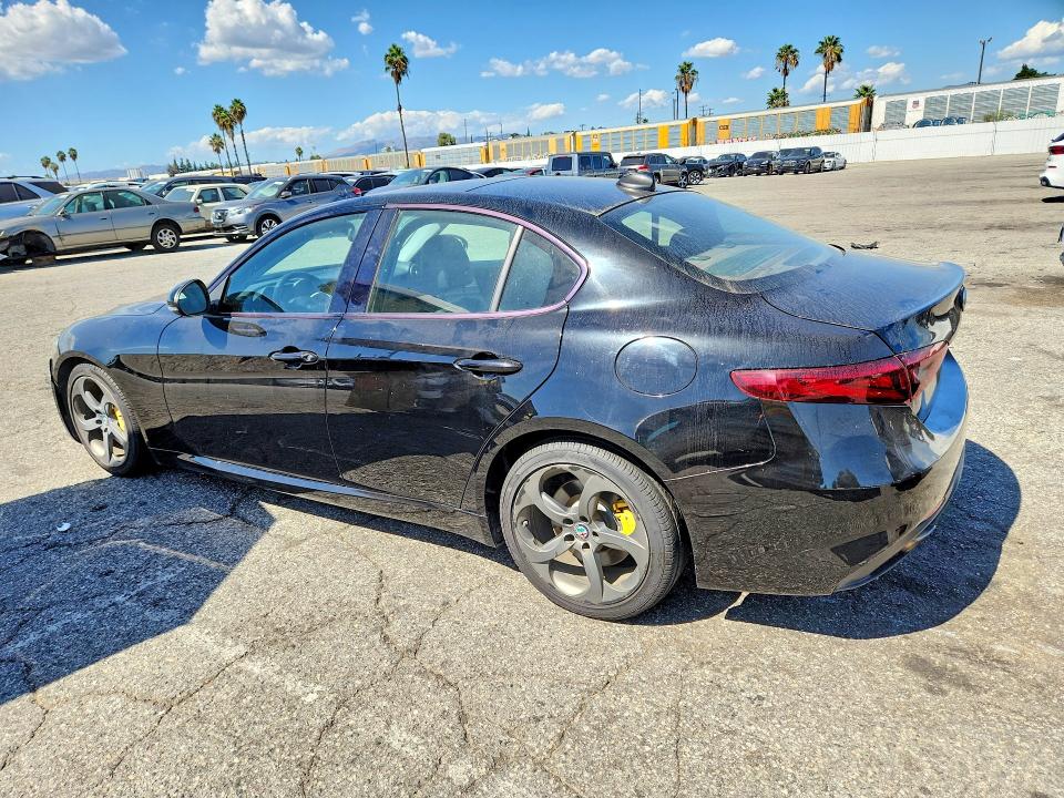 Foto 2 de la subasta – 2018 ALFA ROMEO GIULIA con VIN ZARFAEBNXJ7593488