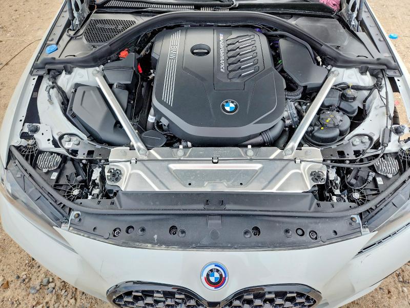 Photo 11 from auction – 2023 BMW M440I with VIN WBA53AT03PCM84587