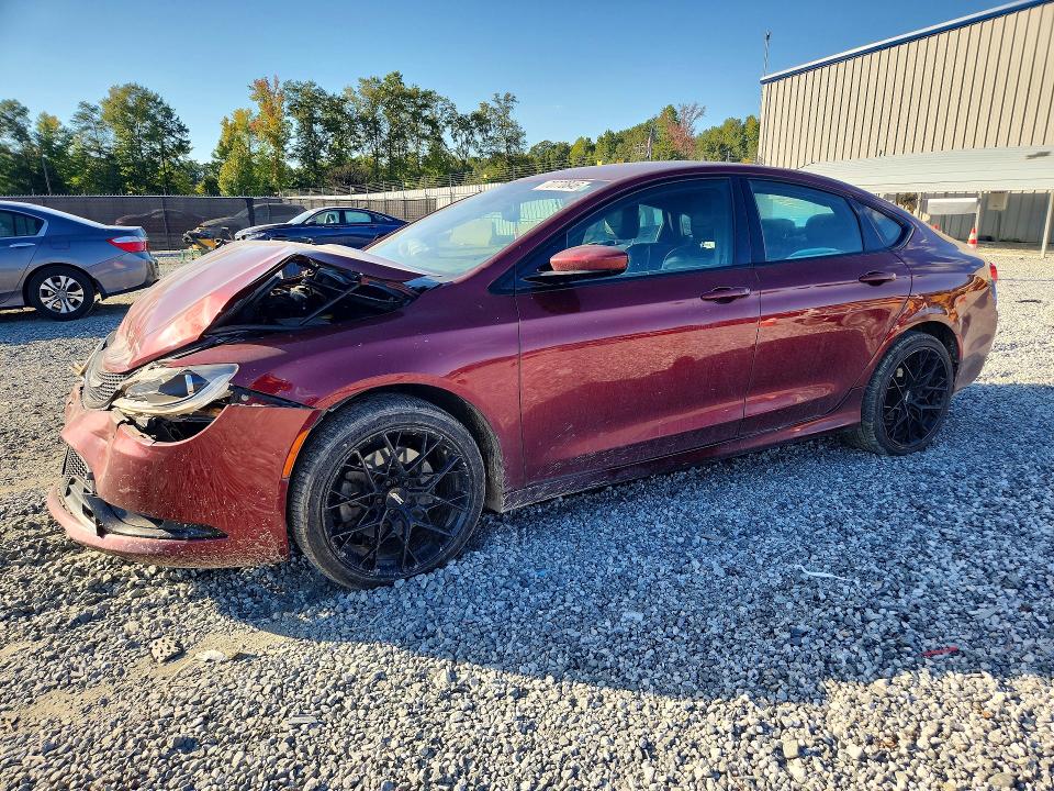 CHRYSLER 200 2015 con VIN 1C3CCCBB1FN573073 - Foto de la subasta