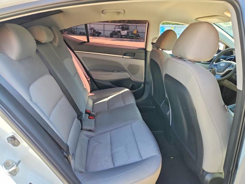Снимка 10 от търг – 2017 HYUNDAI ELANTRA с VIN 5NPD84LF5HH160469