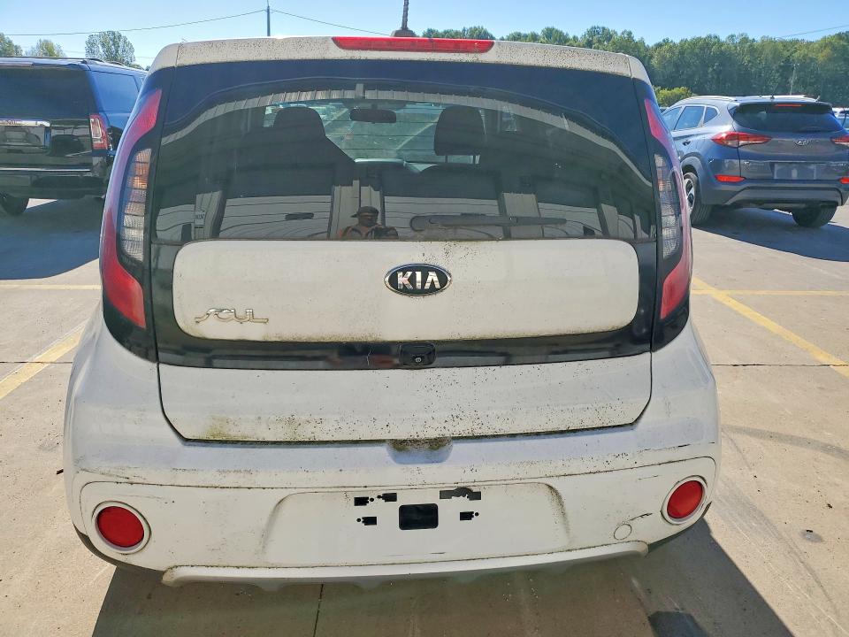 Photo 6 from auction – 2018 KIA SOUL with VIN KNDJP3A58J7888713