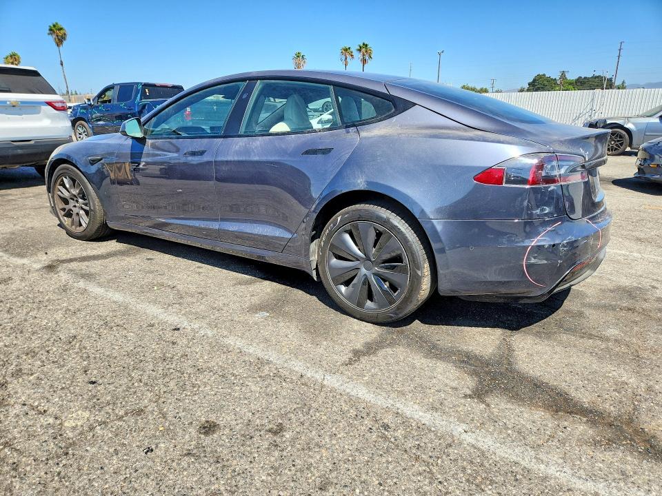 صورة رقم 2 من المزاد - 2022 TESLA MODEL S مع VIN 5YJSA1E51NF469557