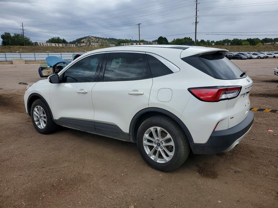 Photo 2 from auction – 2020 FORD ESCAPE with VIN 1FMCU9G63LUB41721