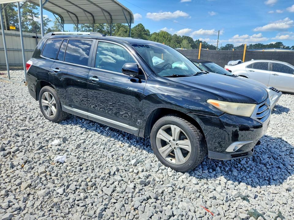 Photo 4 from auction – 2013 TOYOTA HIGHLANDER with VIN 5TDDK3EH6DS197500