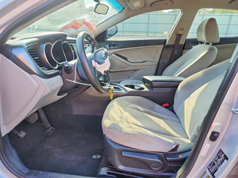 Zdjęcie 7 z aukcji – 2014 KIA OPTIMA z VIN 5XXGM4A7XEG335293