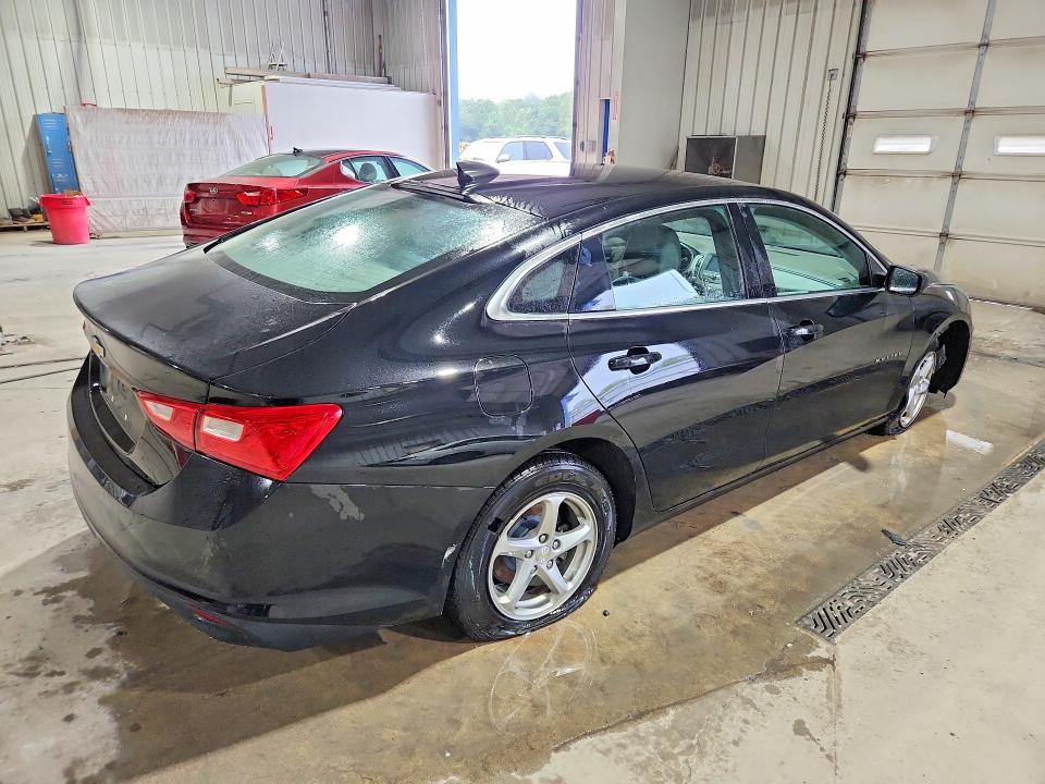 Photo 3 from auction – 2018 CHEVROLET MALIBU with VIN 1G1ZC5ST4JF245684