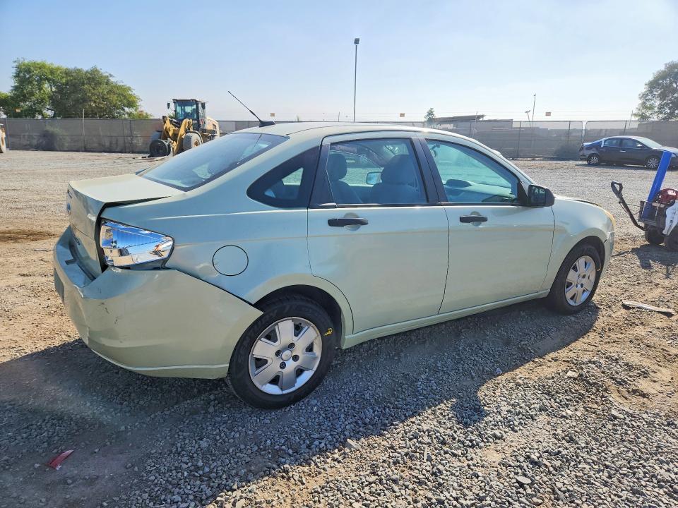 Снимка 3 от търг – 2010 FORD FOCUS с VIN 1FAHP3EN5AW147326
