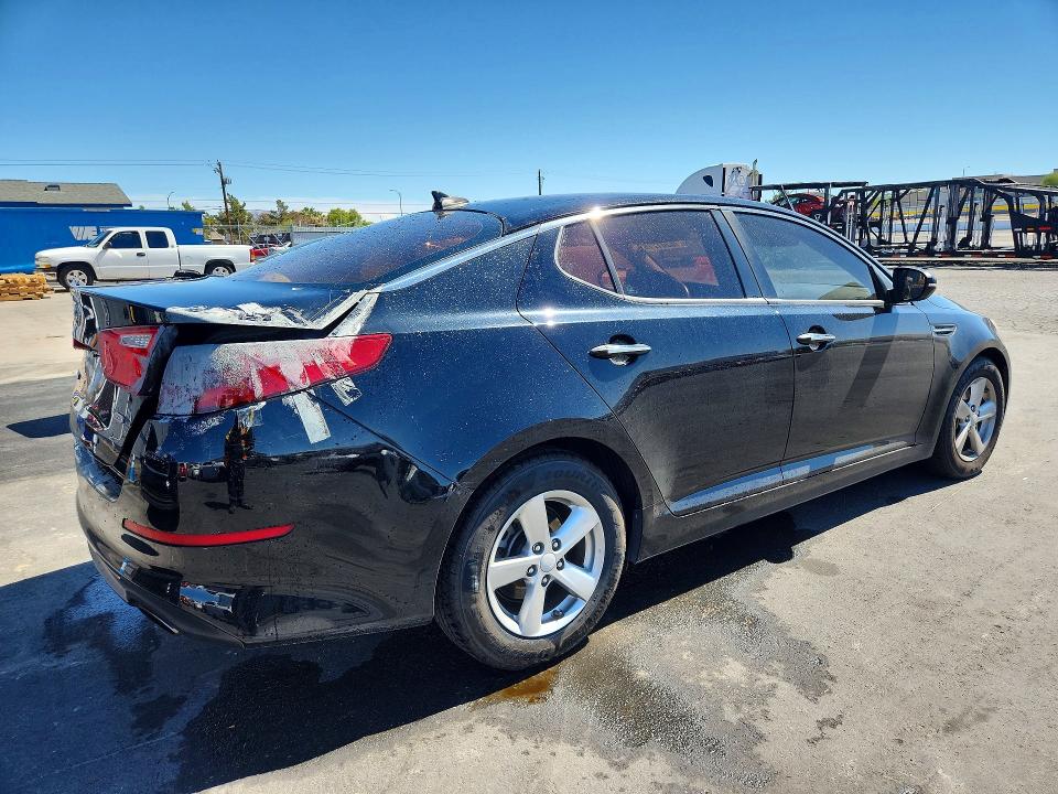 Фото 3 с аукциона – 2015 KIA OPTIMA с VIN 5XXGM4A78FG483086
