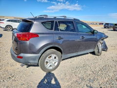 Photo 3 from auction – 2015 TOYOTA RAV4 with VIN JTMBFREV2FJ037313
