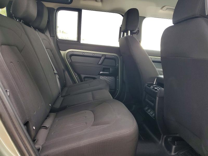 Photo 10 from auction – 2022 LAND ROVER DEFENDER with VIN SALEK7RX8N2098479