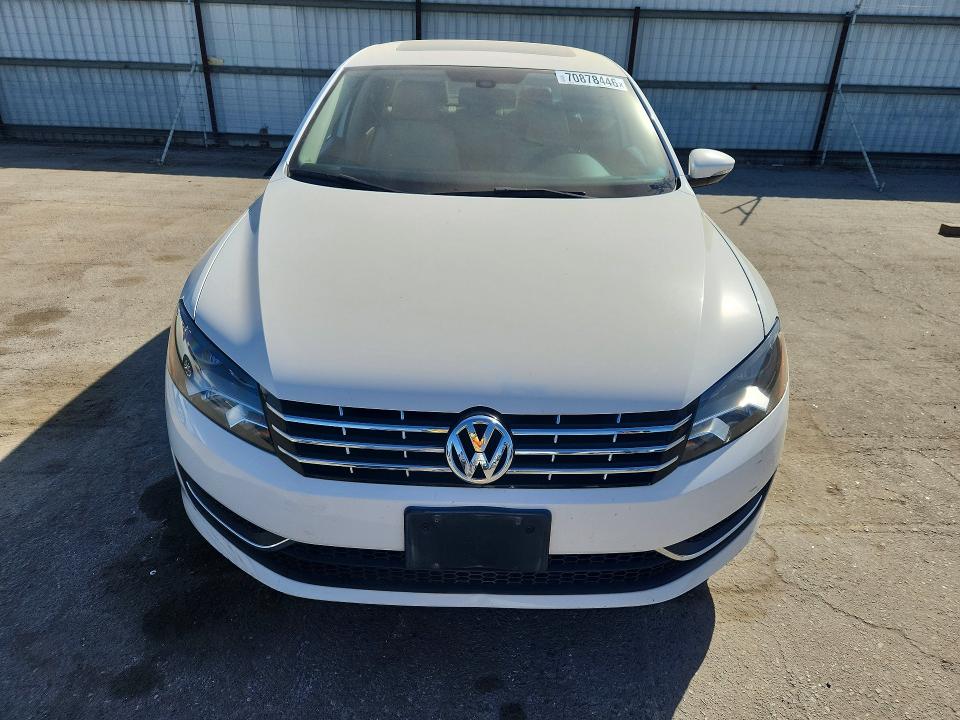Photo 5 from auction – 2012 VOLKSWAGEN PASSAT with VIN 1VWCP7A38CC065611