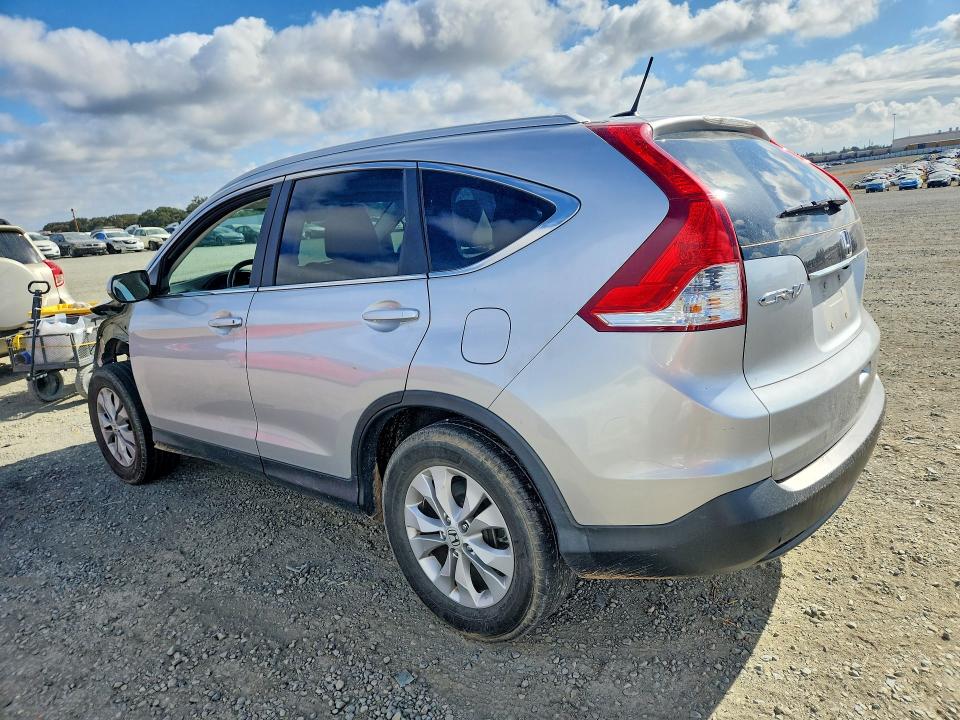 Photo 2 from auction – 2014 HONDA CR-V with VIN 2HKRM4H76EH623332