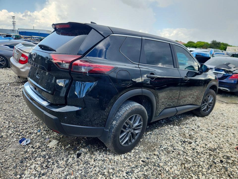 Photo 3 from auction – 2025 NISSAN ROGUE with VIN 5N1BT3AA3SC779951