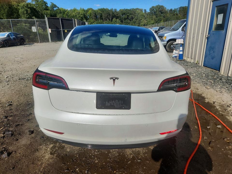 صورة رقم 6 من المزاد - 2022 TESLA MODEL 3 مع VIN 5YJ3E1EA4NF369569