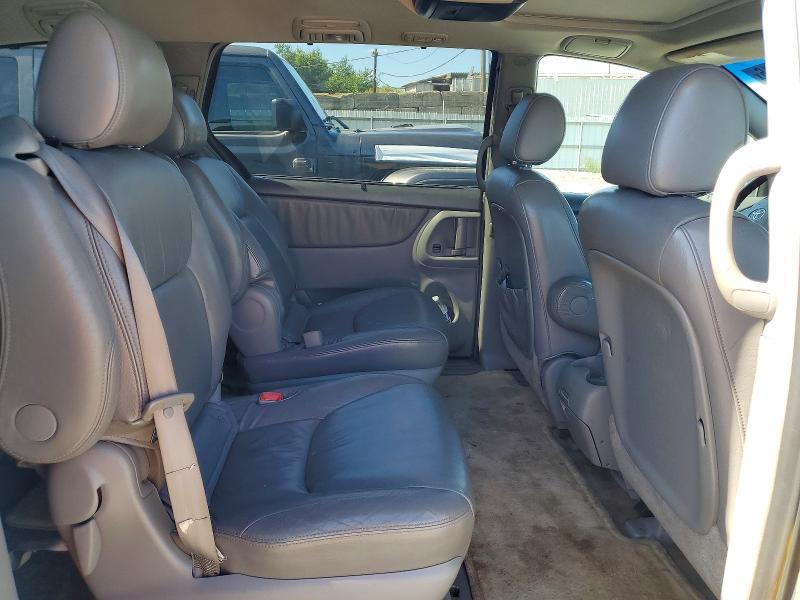 Photo 11 from auction – 2005 TOYOTA SIENNA with VIN 5TDZA22C55S261250