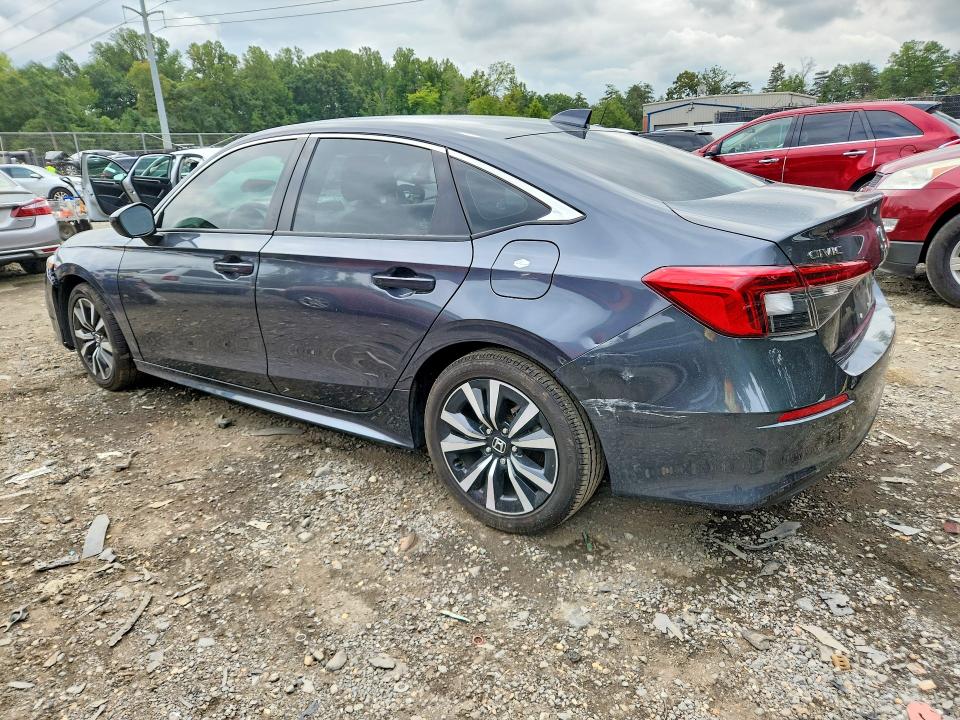 Photo 2 from auction – 2024 HONDA CIVIC with VIN 2HGFE1F7XRH320443