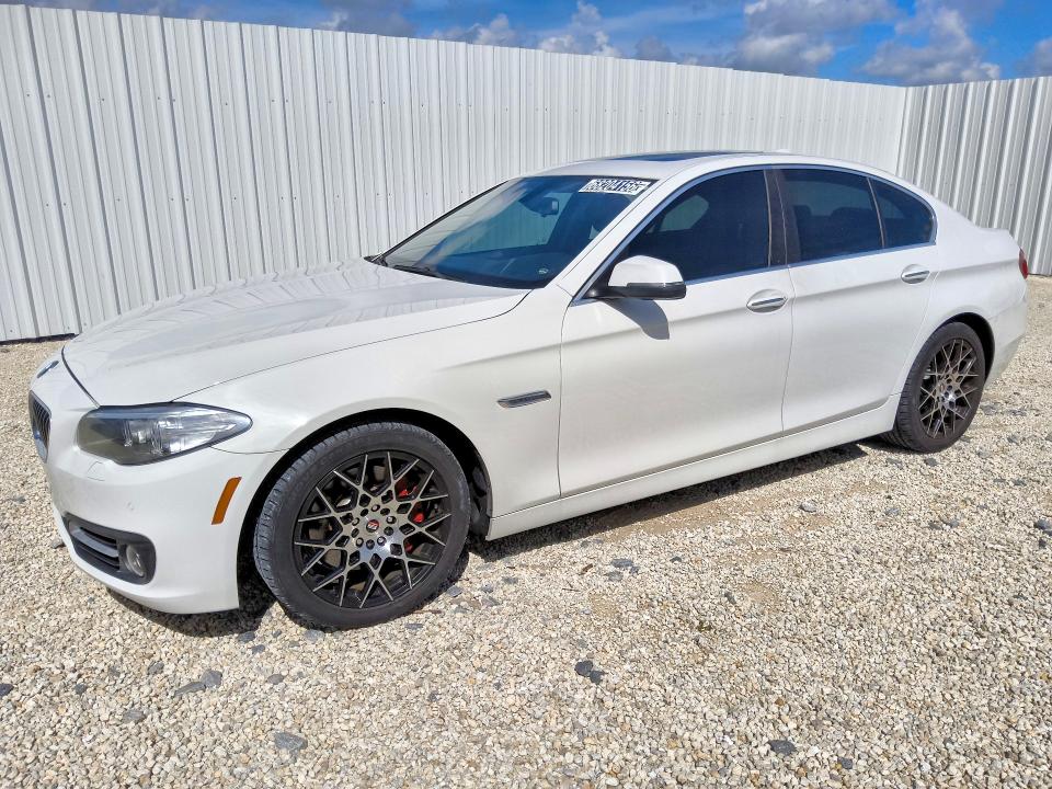 BMW 535 2015 مع رقم تعريف المركبة WBAFV3C54FD687096 - صورة من المزاد