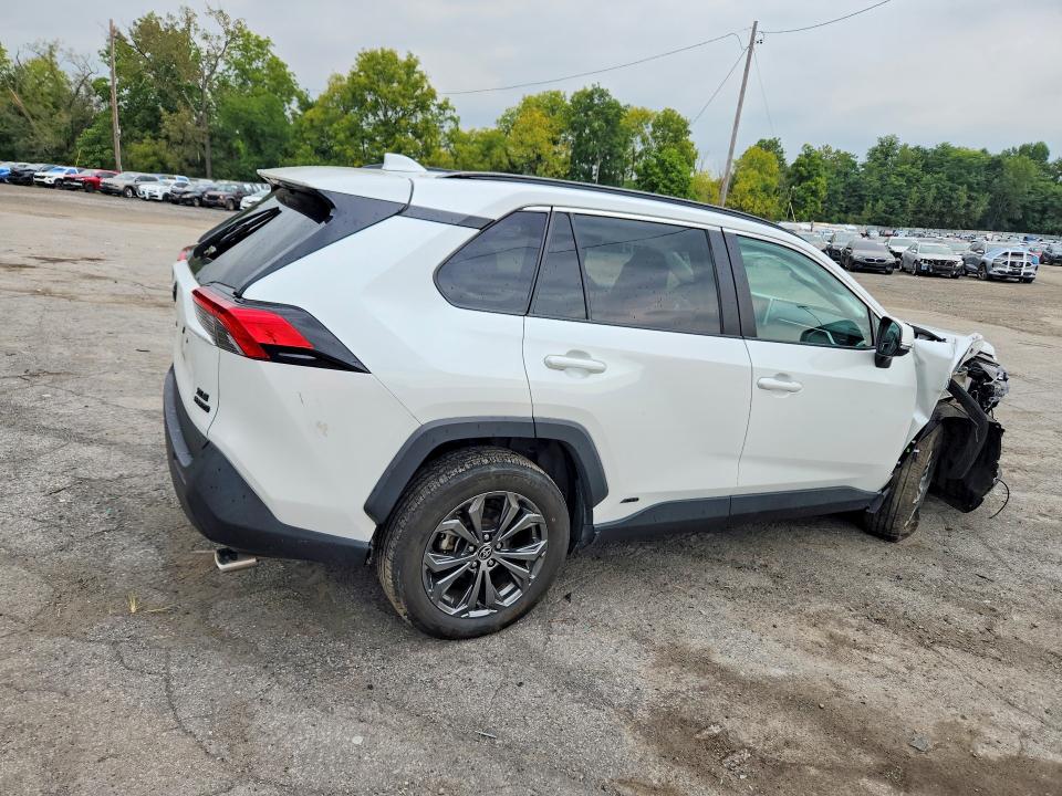 Фото 3 с аукциона – 2024 TOYOTA RAV4 с VIN 2T3B6RFV0RW068919