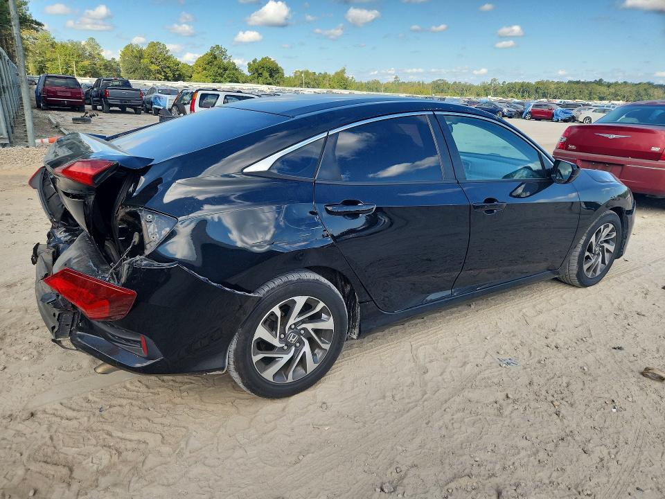 Photo 3 from auction – 2016 HONDA CIVIC with VIN 19XFC2F71GE039540